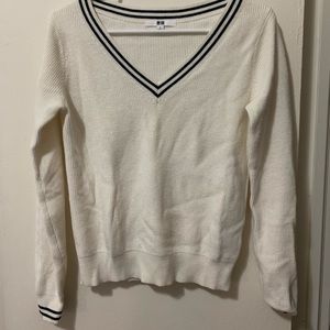 uniqlo striped v neck sweater